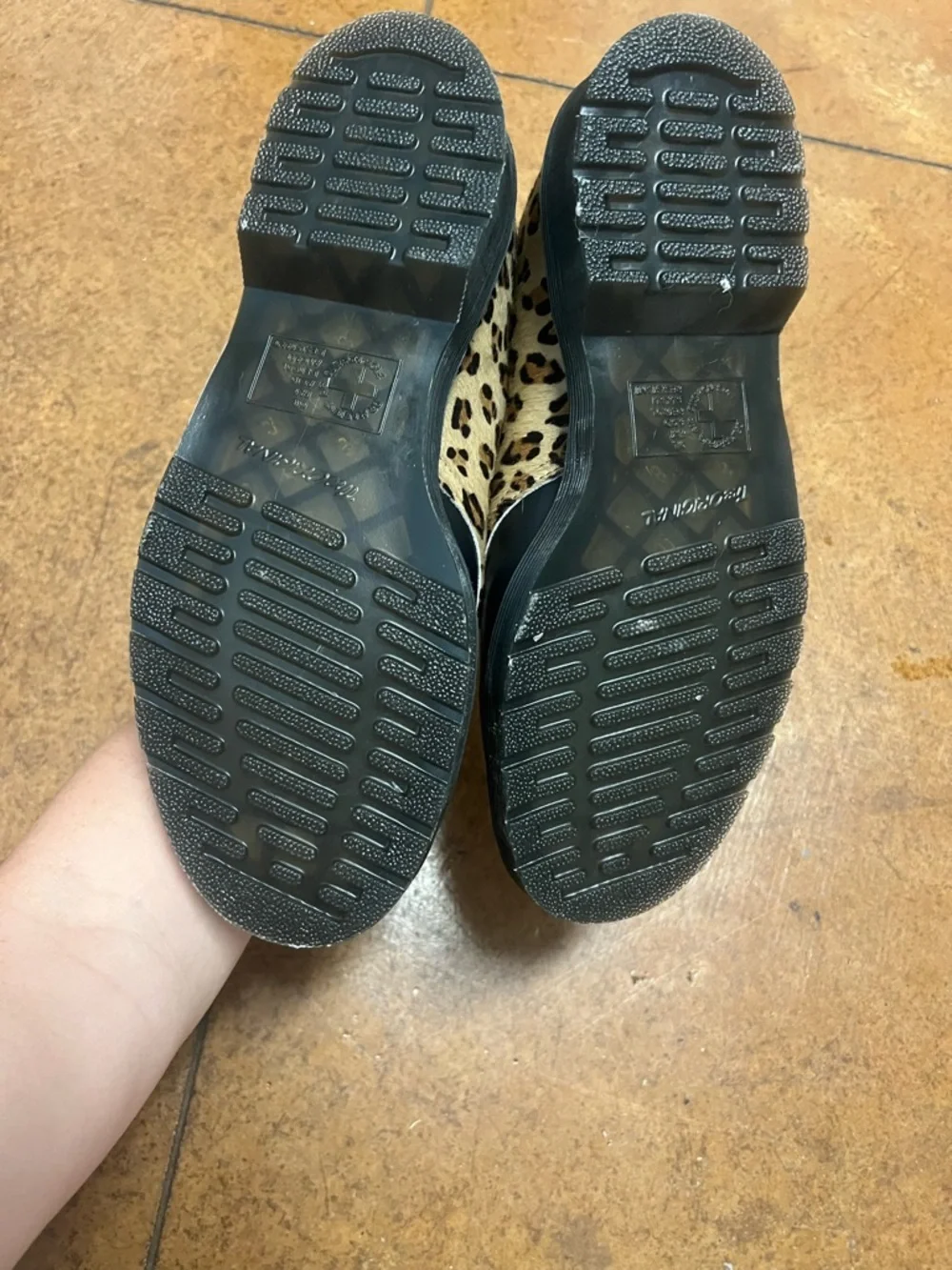 BRAND NEW Leopard Print Doc Martens - Picture 4 of 5